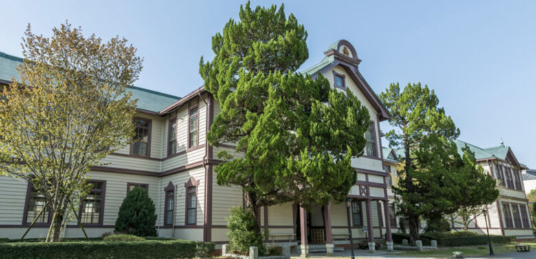 田角陸出身の三田学園中学校